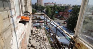 Демонтаж балкона Урай, цена от 2937 руб.